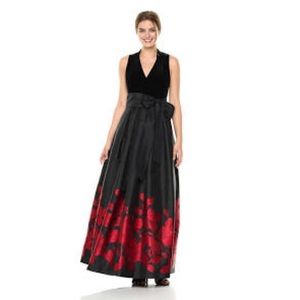 Eliza J Size 4 Formal Ballgown with Floral Skirt